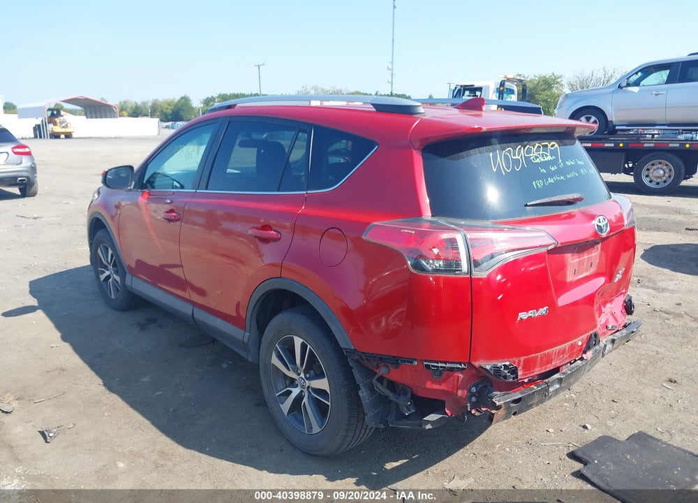 2016 TOYOTA RAV4 XLE VIN: 2T3RFREV9GW444921