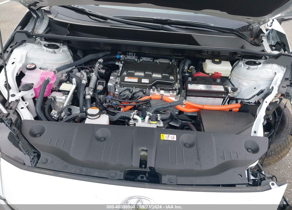 2024 TOYOTA BZ4X XLE VIN: JTMAAAAA3RA034598