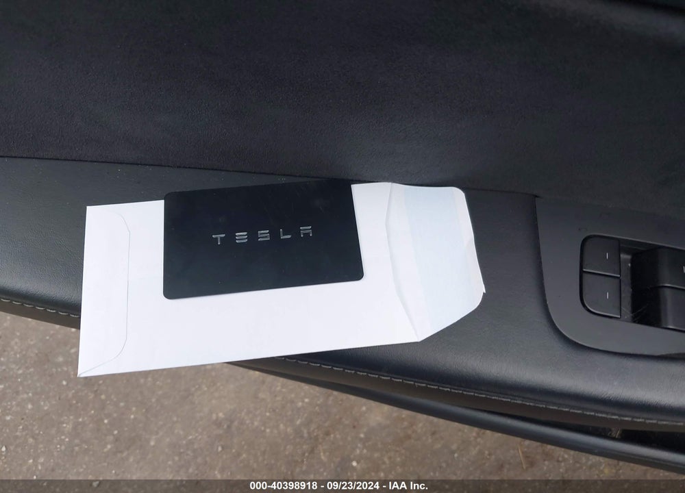 2021 TESLA MODEL 3 PERFORMANCE DUAL MOTOR ALL-WHEEL DRIVE VIN: 5YJ3E1EC6MF850875