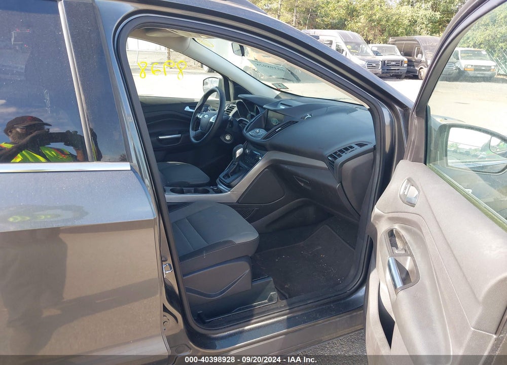 2016 FORD ESCAPE SE VIN: 1FMCU9GX0GUB86081