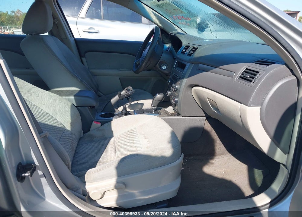 2010 FORD FUSION SE VIN: 3FAHP0HG3AR120950