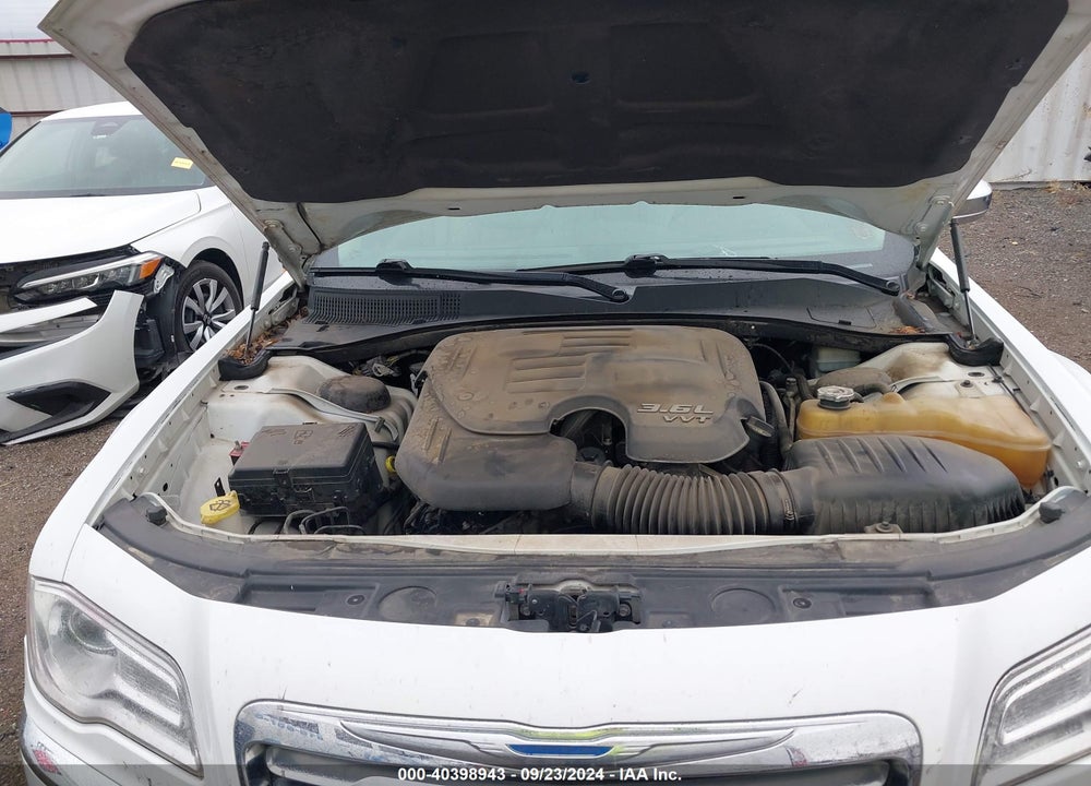 2011 CHRYSLER 300 LIMITED VIN: 2C3CA5CG3BH580038