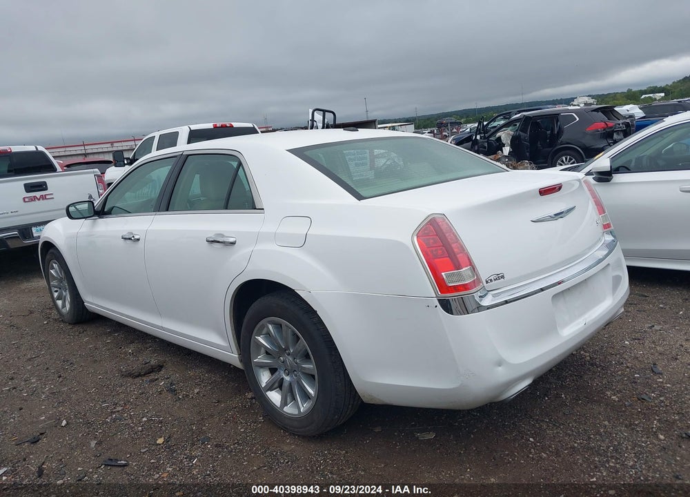 2011 CHRYSLER 300 LIMITED VIN: 2C3CA5CG3BH580038