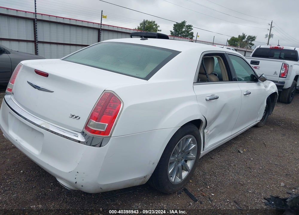 2011 CHRYSLER 300 LIMITED VIN: 2C3CA5CG3BH580038