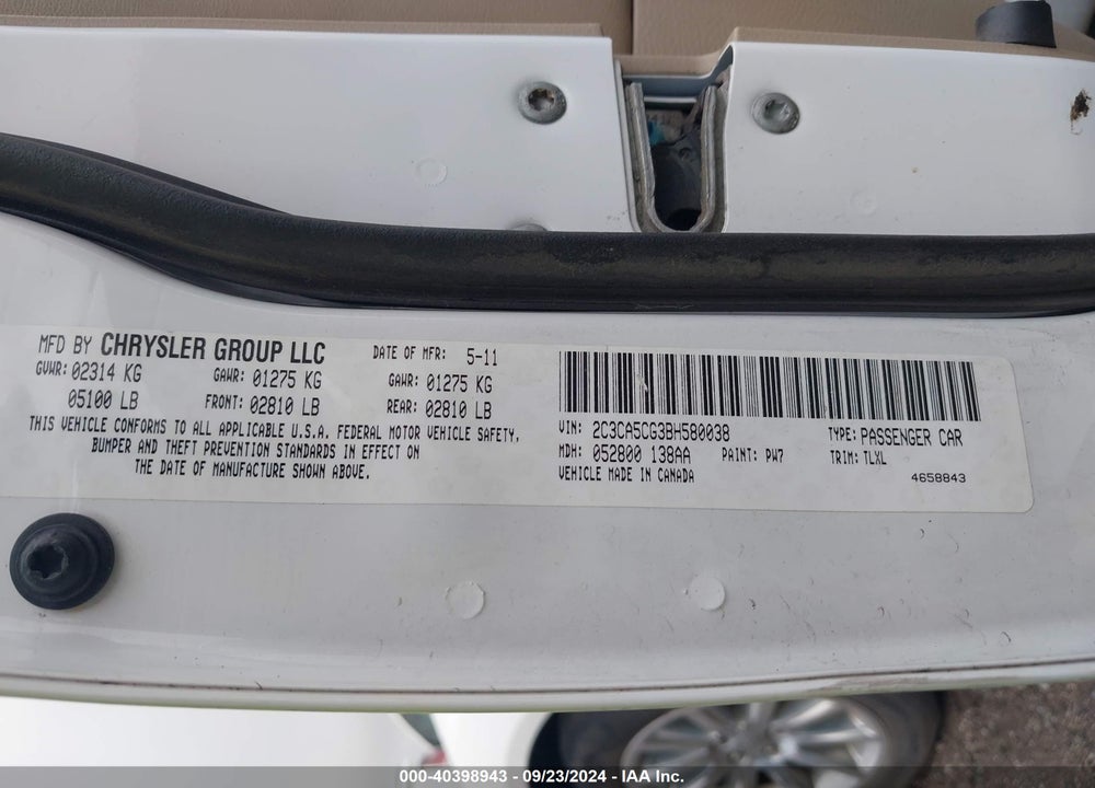 2011 CHRYSLER 300 LIMITED VIN: 2C3CA5CG3BH580038