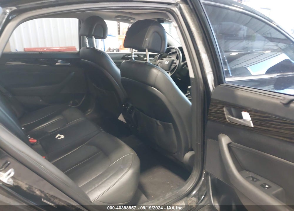 2016 HYUNDAI SONATA LIMITED VIN: 5NPE34AF2GH332123