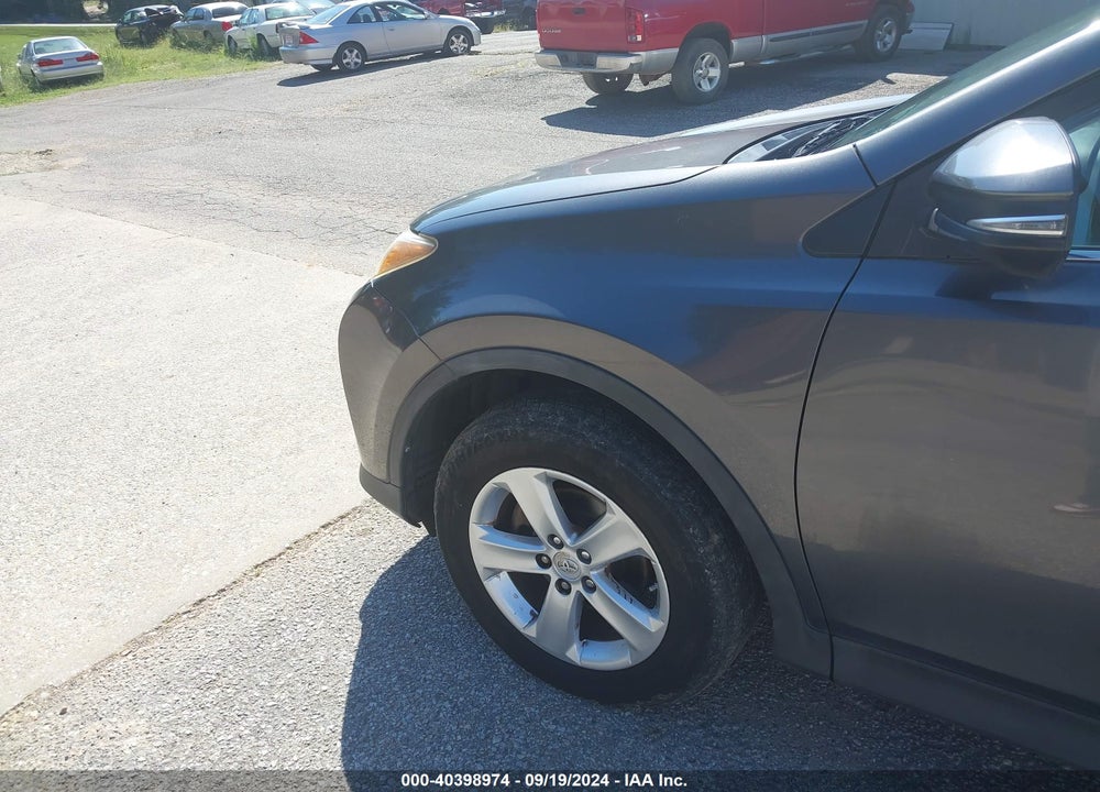 2014 TOYOTA RAV4 XLE VIN: 2T3WFREV5EW087236
