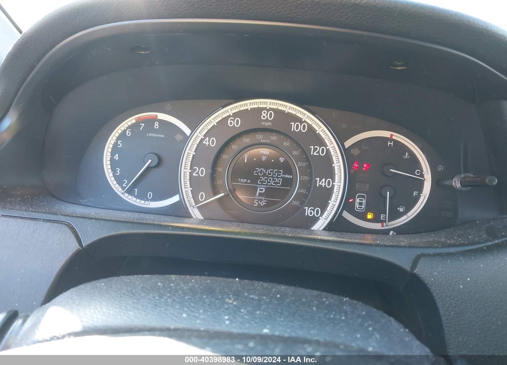 2013 HONDA ACCORD VIN: 1HGCR2F86DA280164