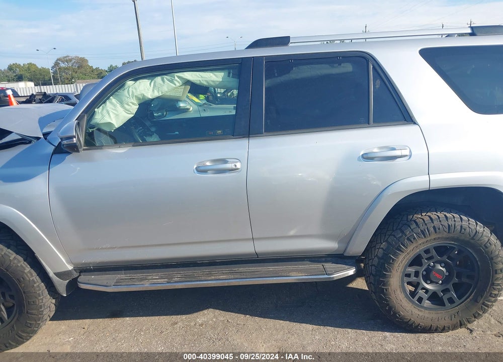 2015 TOYOTA 4RUNNER TRAIL PREMIUM VIN: JTEBU5JR8F5254103