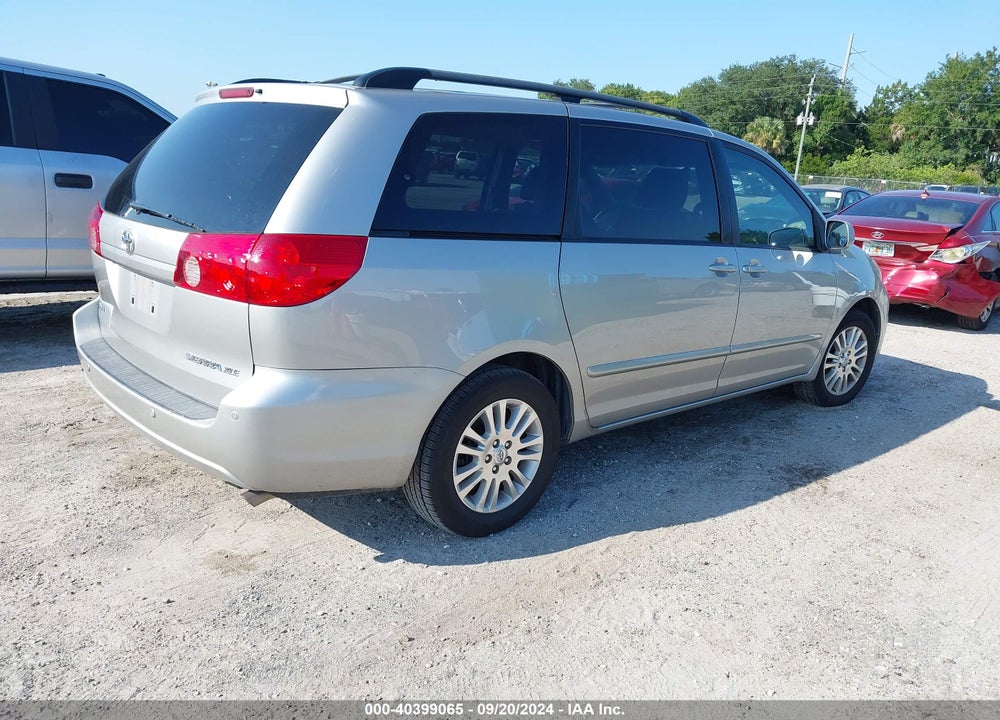 2010 TOYOTA SIENNA XLE VIN: 5TDYK4CC0AS336840