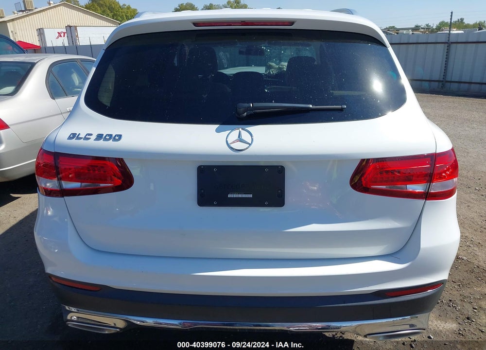 2017 MERCEDES-BENZ GLC 300 VIN: WDC0G4JB7HF141377