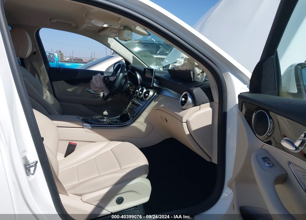 2017 MERCEDES-BENZ GLC 300 VIN: WDC0G4JB7HF141377