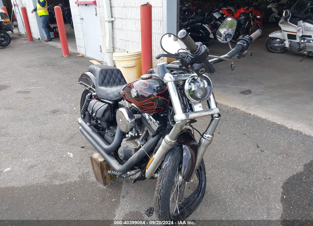 2014 HARLEY-DAVIDSON FXDWG DYNA WIDE GLIDE VIN: 1HD1GPM12EC321053