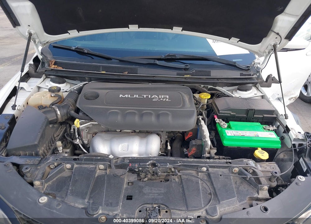 2016 CHRYSLER 200 S VIN: 1C3CCCBB8GN158320