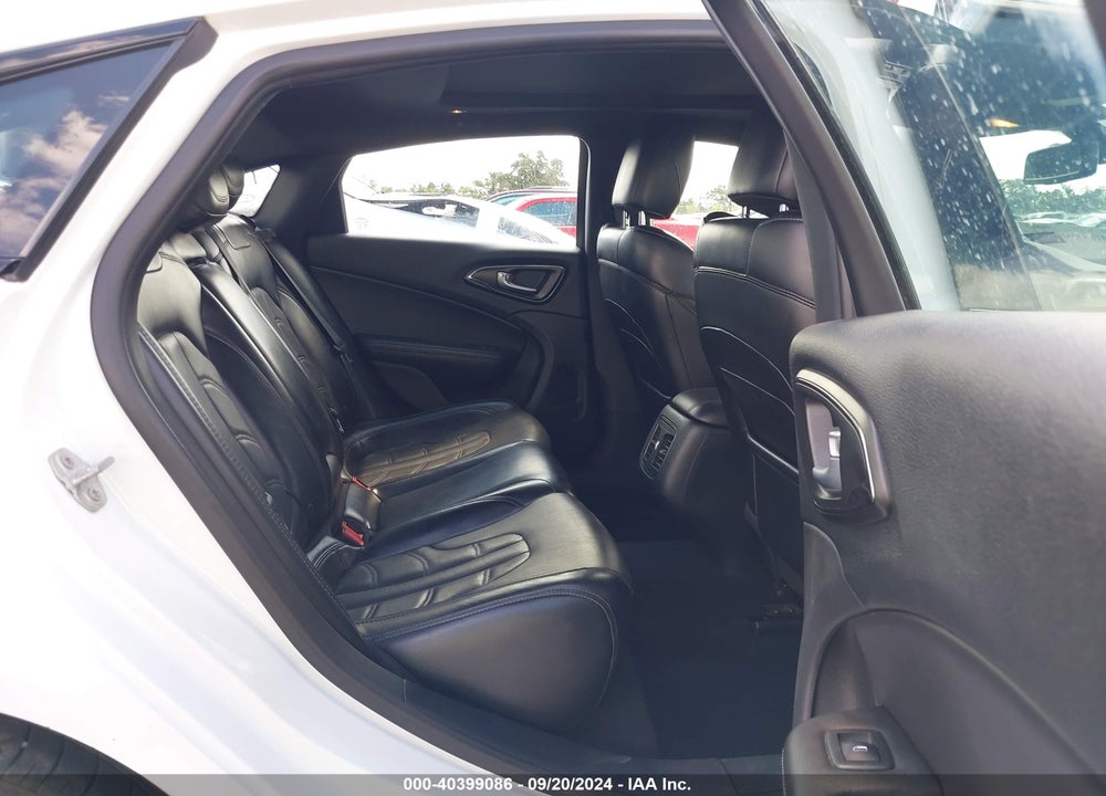 2016 CHRYSLER 200 S VIN: 1C3CCCBB8GN158320