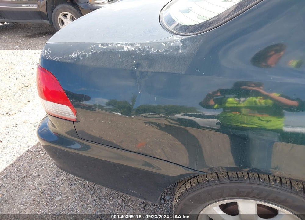 2001 HONDA ACCORD 2.3 LX VIN: 1HGCG56491A136219