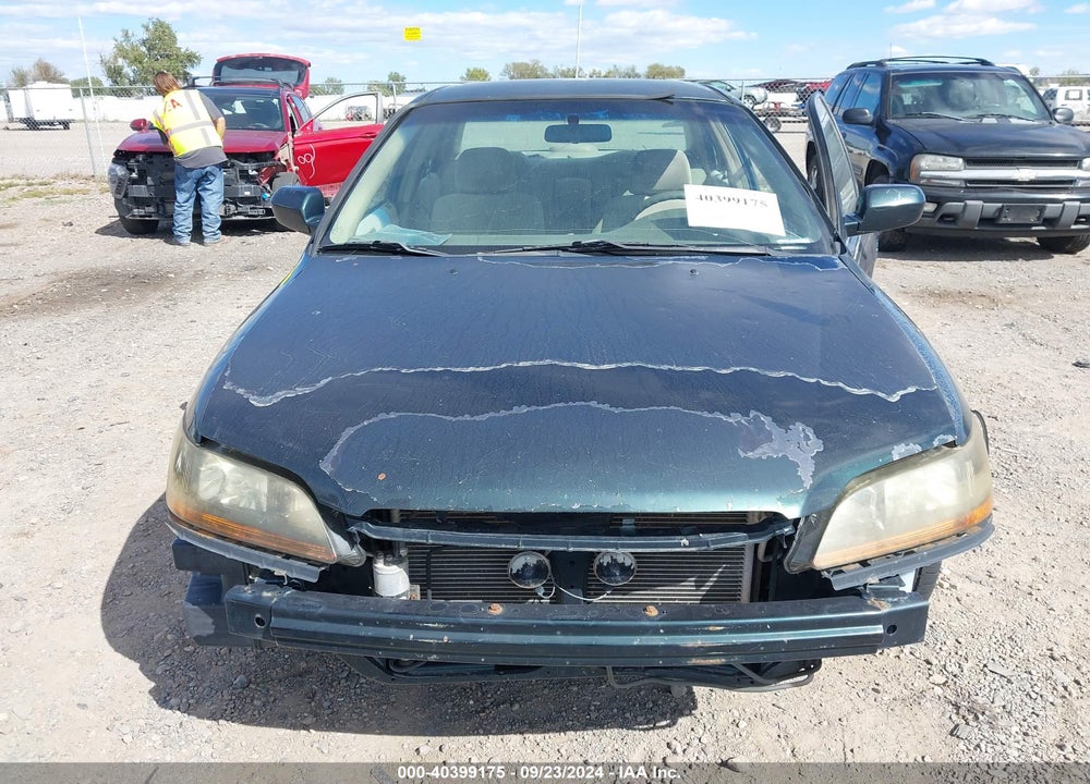 2001 HONDA ACCORD 2.3 LX VIN: 1HGCG56491A136219