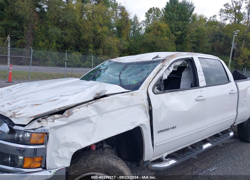 2017 CHEVROLET SILVERADO 2500HD LT VIN: 1GC1KVEG1HF224596