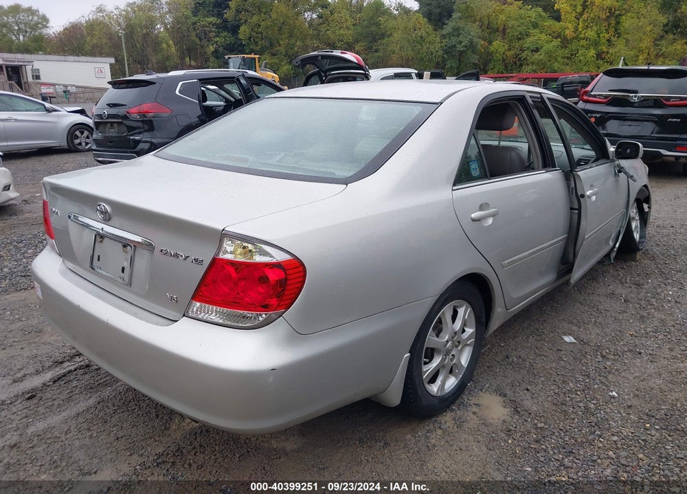 2005 TOYOTA CAMRY XLE V6 VIN: 4T1BF32K85U620517