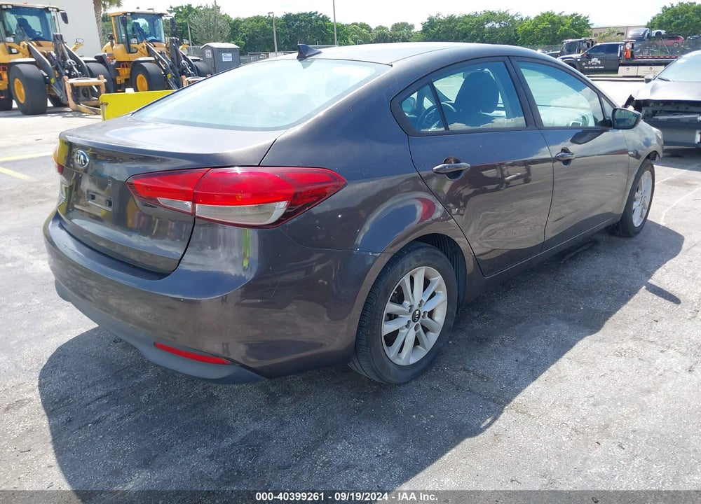 2017 KIA FORTE LX VIN: 3KPFL4A79HE074573