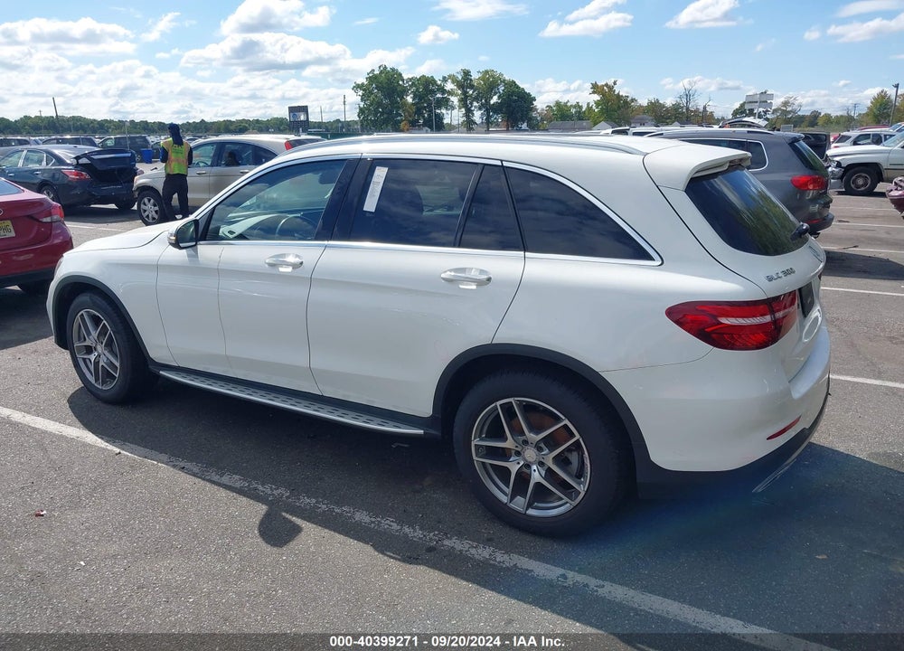 2017 MERCEDES-BENZ GLC 300 4MATIC VIN: WDC0G4KB1HF122418
