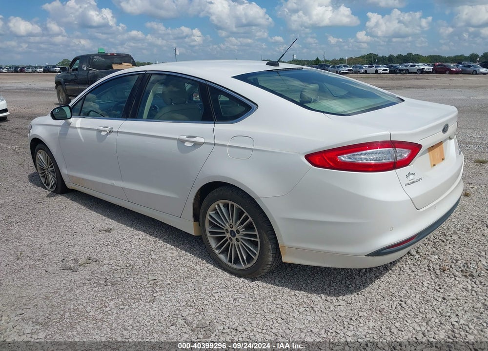 2014 FORD FUSION SE VIN: 3FA6P0HD5ER274711