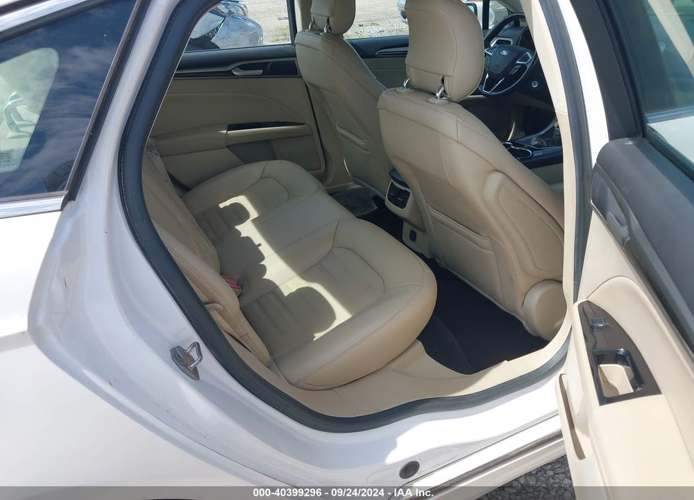 2014 FORD FUSION SE VIN: 3FA6P0HD5ER274711