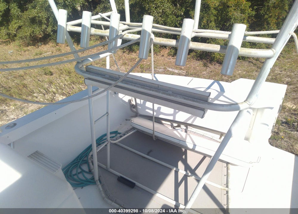 2000 LUHRS OTHER VIN: LHRBP391G900