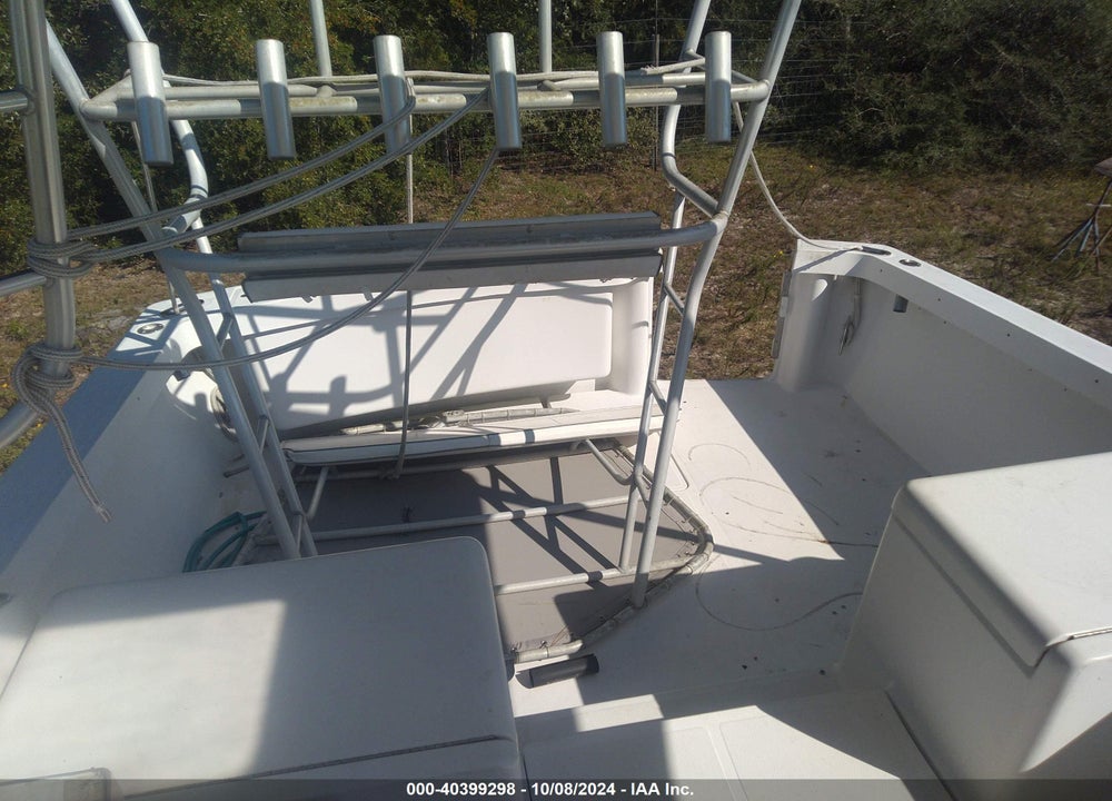 2000 LUHRS OTHER VIN: LHRBP391G900