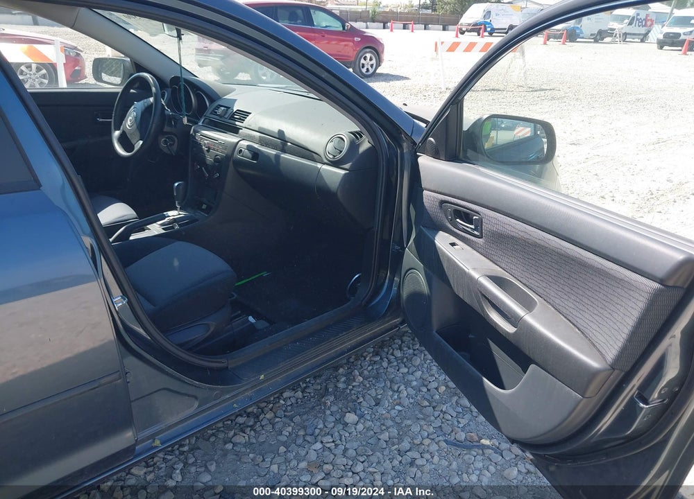 2008 MAZDA 3 I TOURING VALUE VIN: JM1BK32F081149584