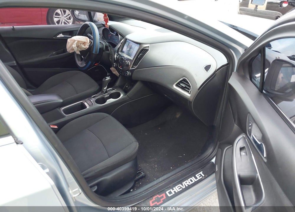 2018 CHEVROLET CRUZE LT AUTO VIN: 1G1BE5SM6J7125187