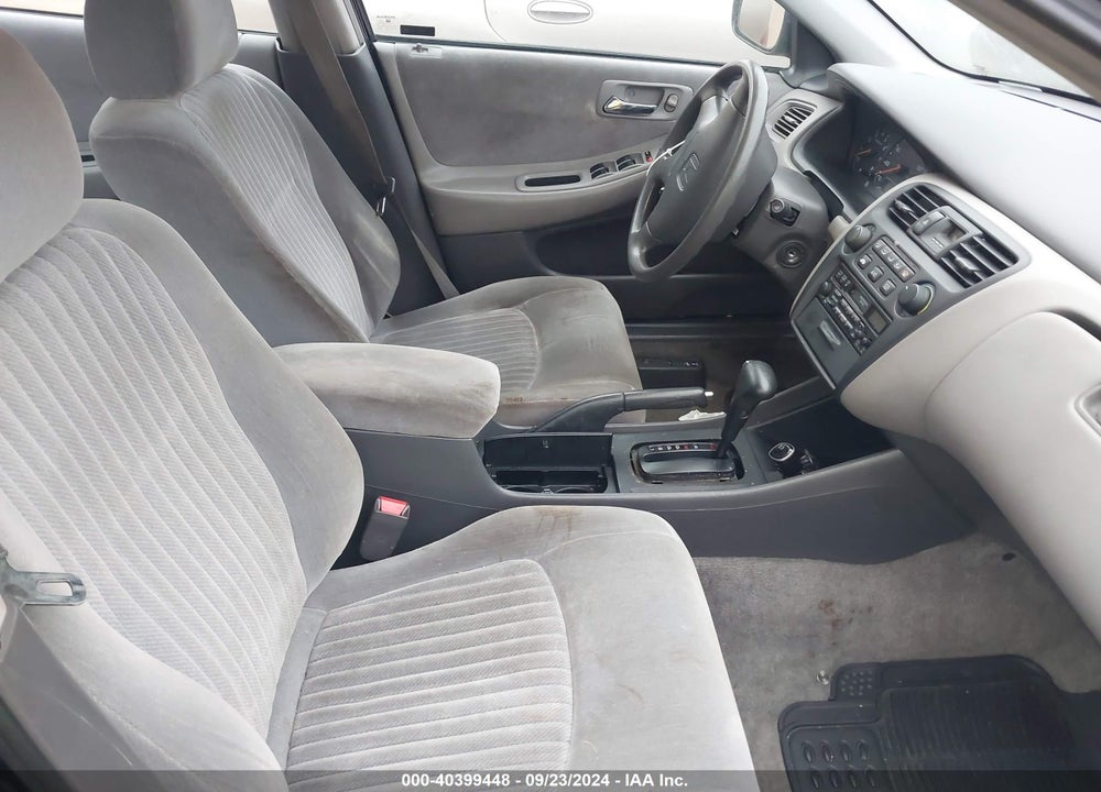 1998 HONDA ACCORD LX VIN: 1HGCG5640WA235065