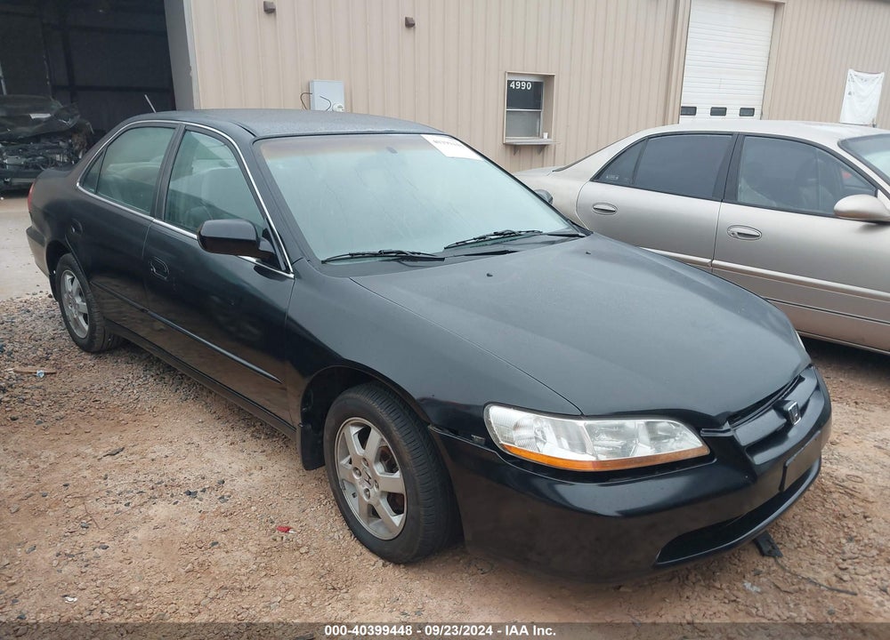1998 HONDA ACCORD LX VIN: 1HGCG5640WA235065