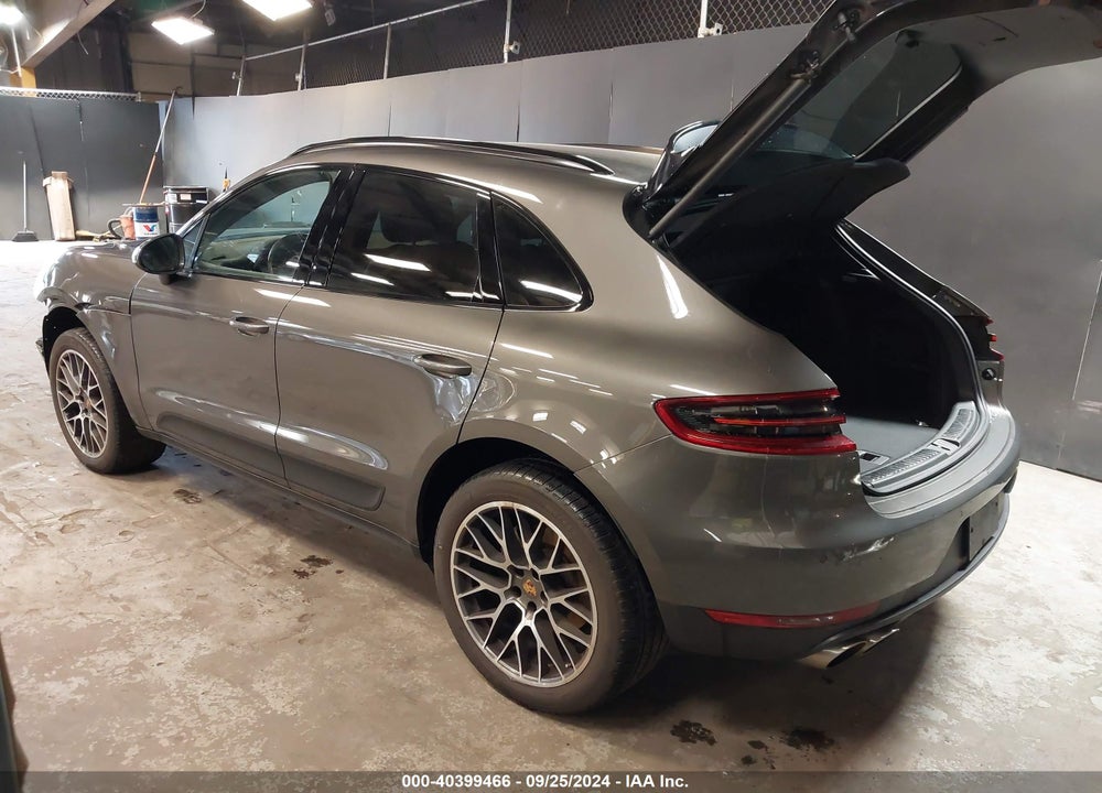 2016 PORSCHE MACAN S VIN: WP1AB2A51GLB44846