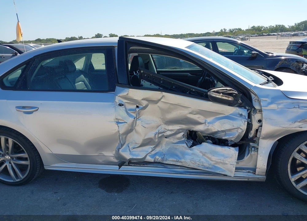 2018 VOLKSWAGEN PASSAT 2.0T R-LINE/2.0T S VIN: 1VWAA7A34JC027461