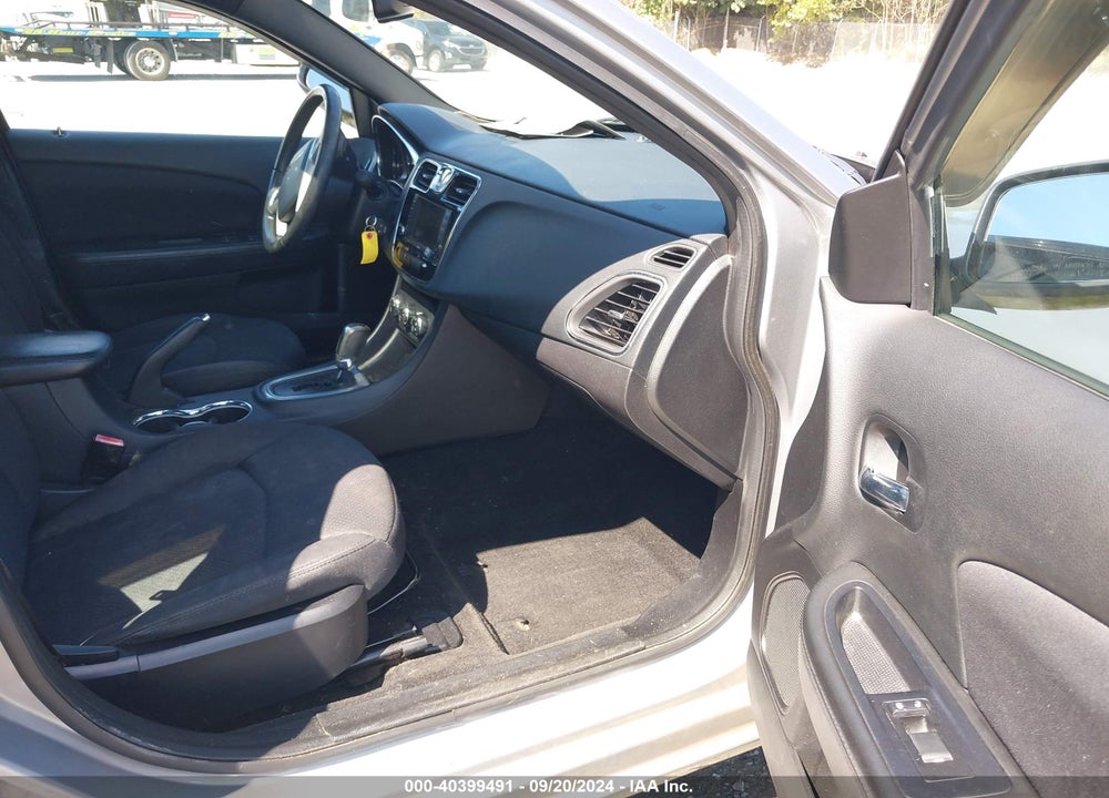 2013 CHRYSLER 200 TOURING VIN: 1C3CCBBB3DN578668