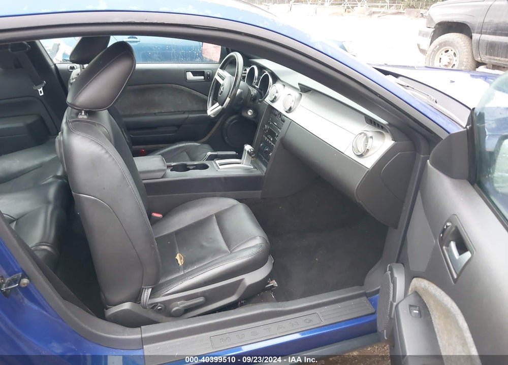 2005 FORD MUSTANG V6 DELUXE/V6 PREMIUM VIN: 1ZVFT80N855240089