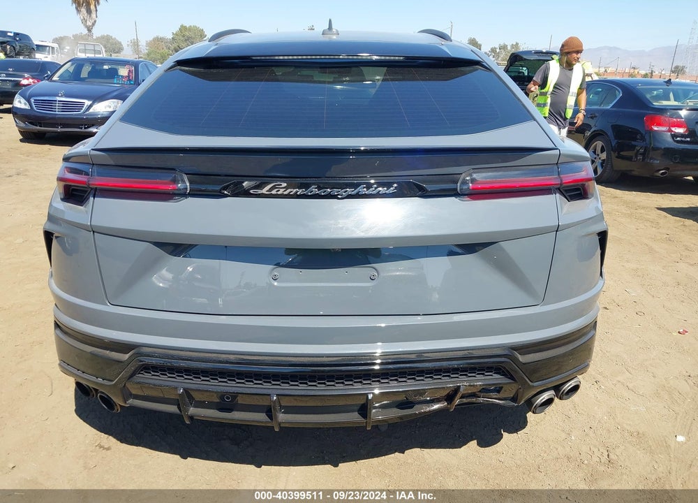 2022 LAMBORGHINI URUS GRAPHITE CAPSULE/PEARL CAPSULE VIN: ZPBUA1ZLXNLA21535
