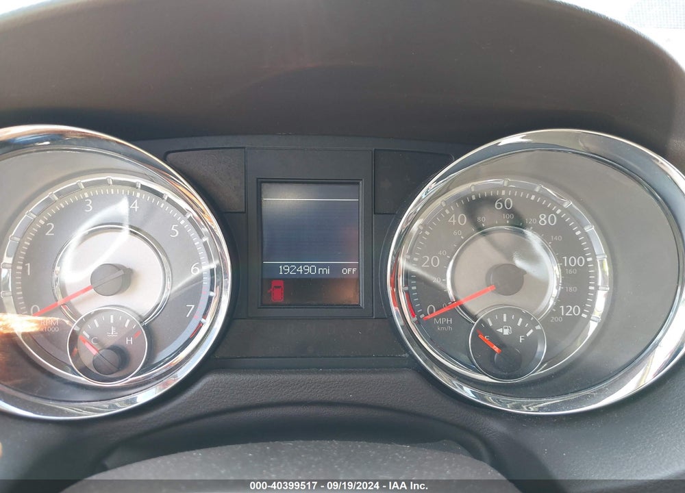 2013 CHRYSLER TOWN & COUNTRY VIN: 2C4RC1BG3DR675366