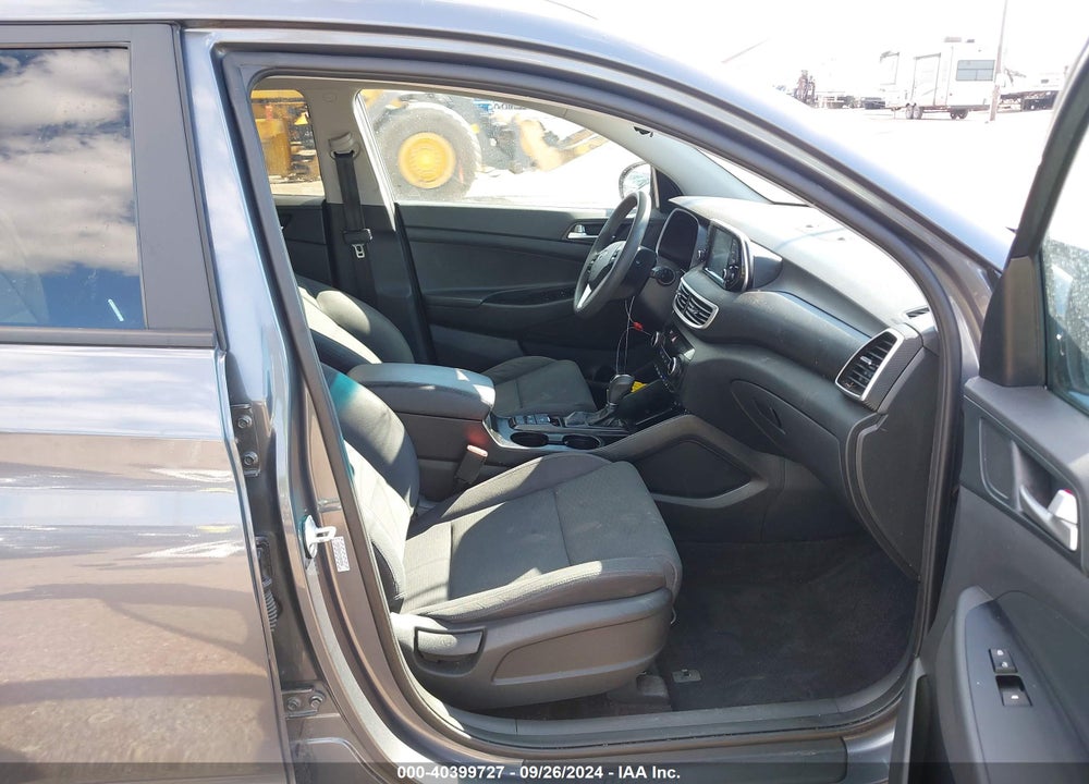 2019 HYUNDAI TUCSON VALUE VIN: KM8J33A47KU062596