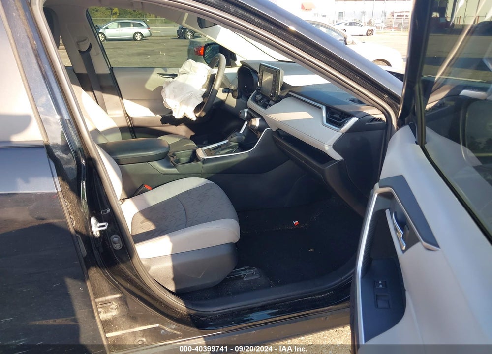 2020 TOYOTA RAV4 XLE VIN: 2T3W1RFV1LC067450