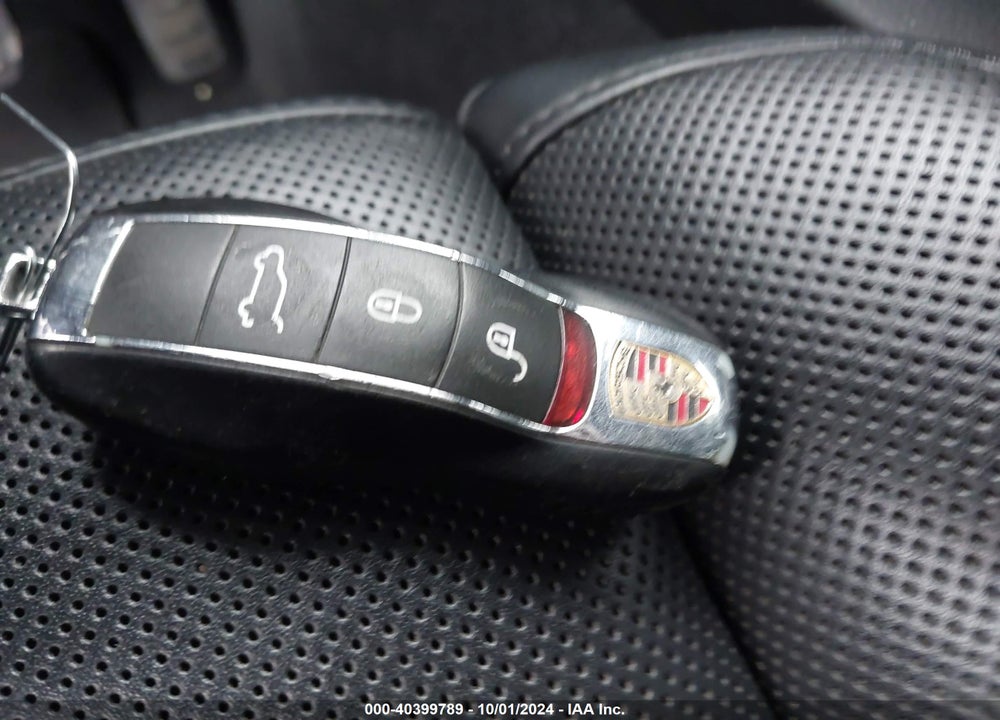 2014 PORSCHE CAYENNE VIN: WP1AA2A25ELA96869