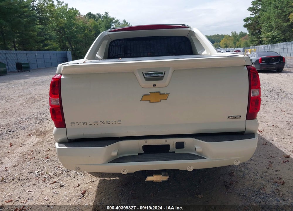 2012 CHEVROLET AVALANCHE 1500 LTZ VIN: 3GNTKGE76CG119863