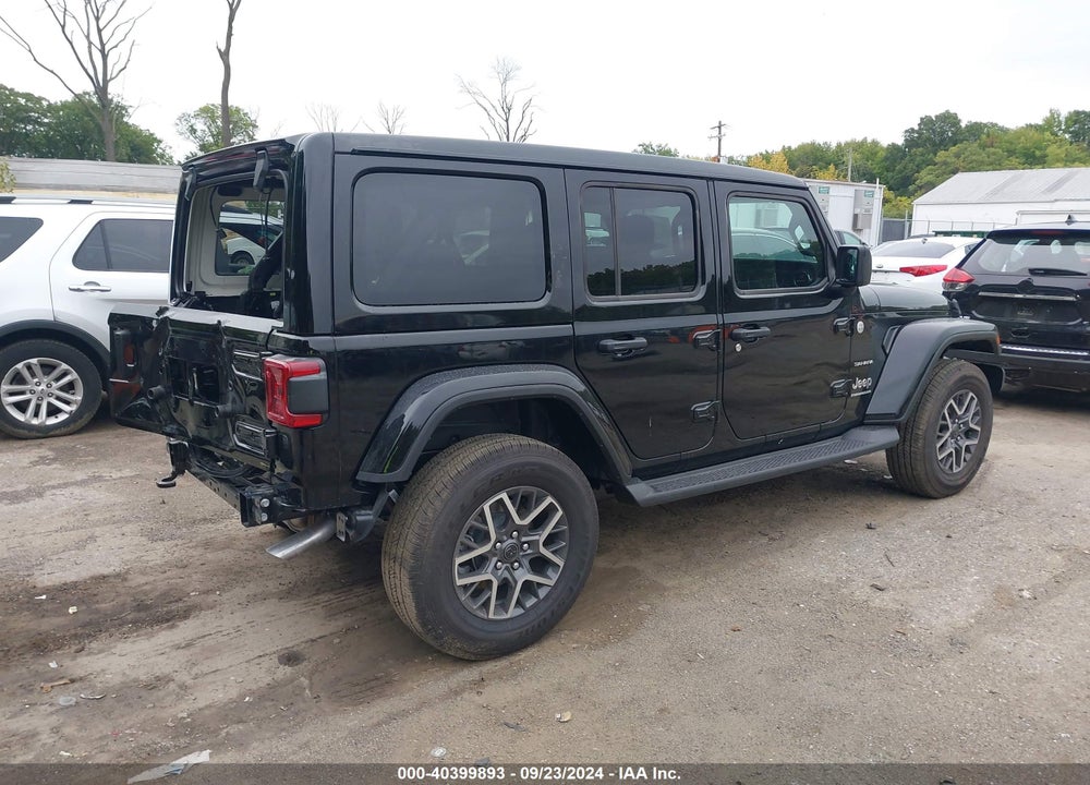 2024 JEEP WRANGLER 4-DOOR SAHARA 4X4 VIN: 1C4PJXEG7RW328245