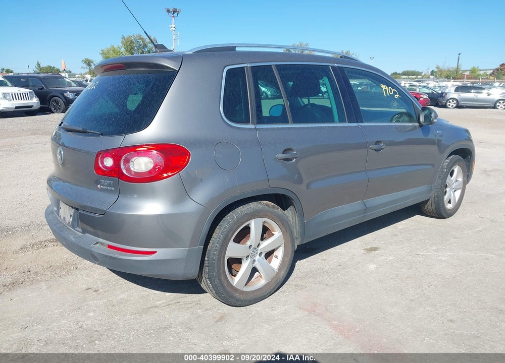 2010 VOLKSWAGEN TIGUAN WOLFSBURG EDITION VIN: WVGBV7AX1AW514772