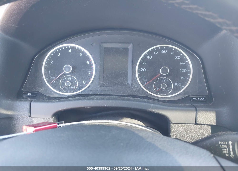 2010 VOLKSWAGEN TIGUAN WOLFSBURG EDITION VIN: WVGBV7AX1AW514772