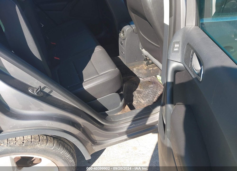 2010 VOLKSWAGEN TIGUAN WOLFSBURG EDITION VIN: WVGBV7AX1AW514772