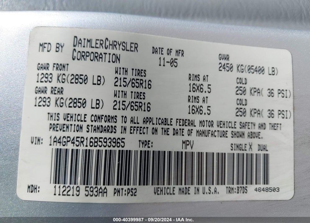 2006 CHRYSLER TOWN & COUNTRY VIN: 1A4GP45R16B593965