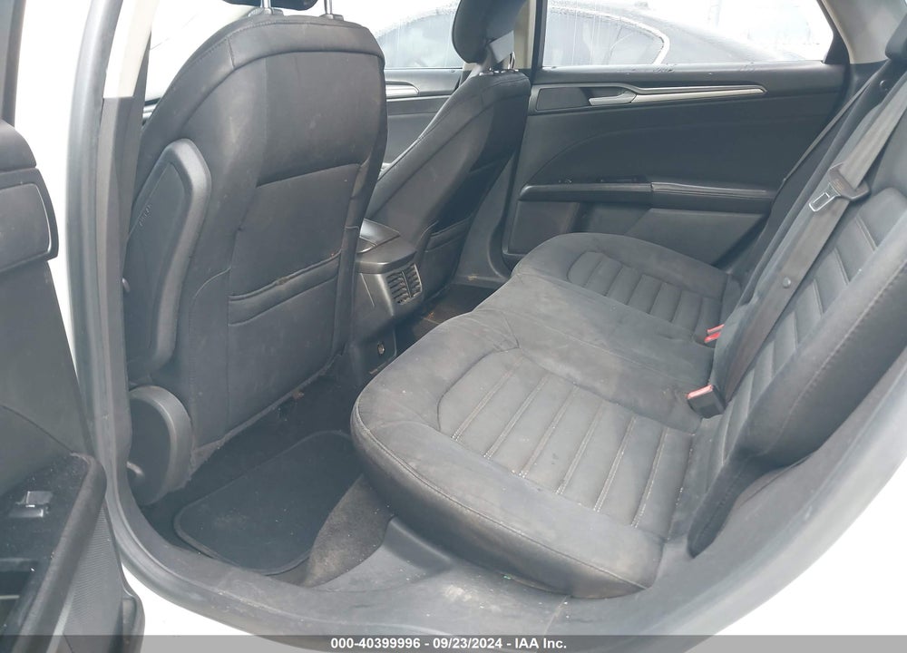 2014 FORD FUSION SE VIN: 1FA6P0H77E5373592