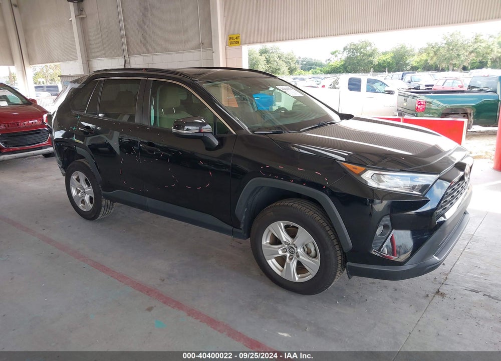 2019 TOYOTA RAV4 XLE VIN: 2T3W1RFVXKW006630